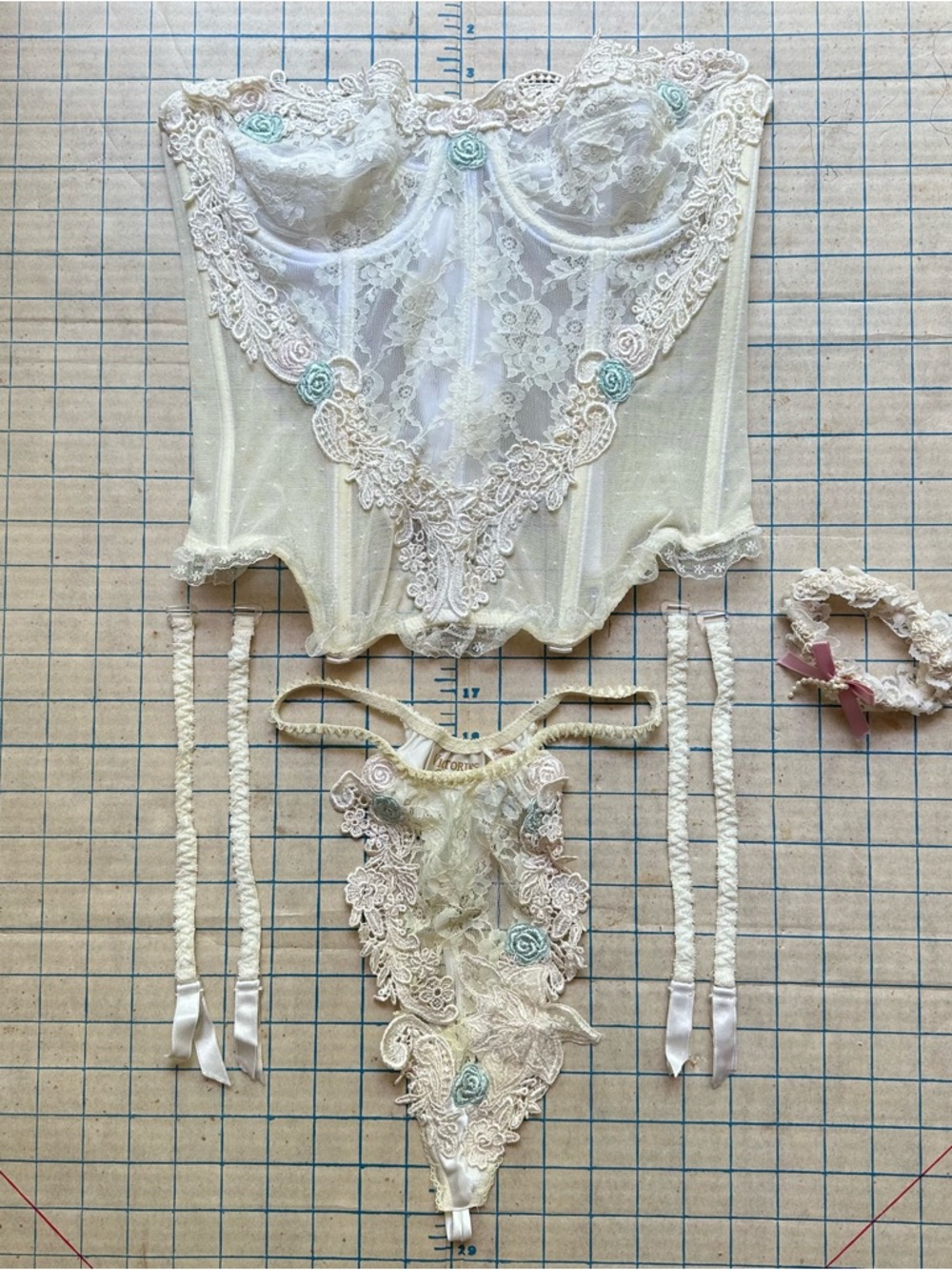 Vintage 80s Victoria’s Secret Gold Label Floral Corset Bustier Panty Garter Set - Picture 7 of 14